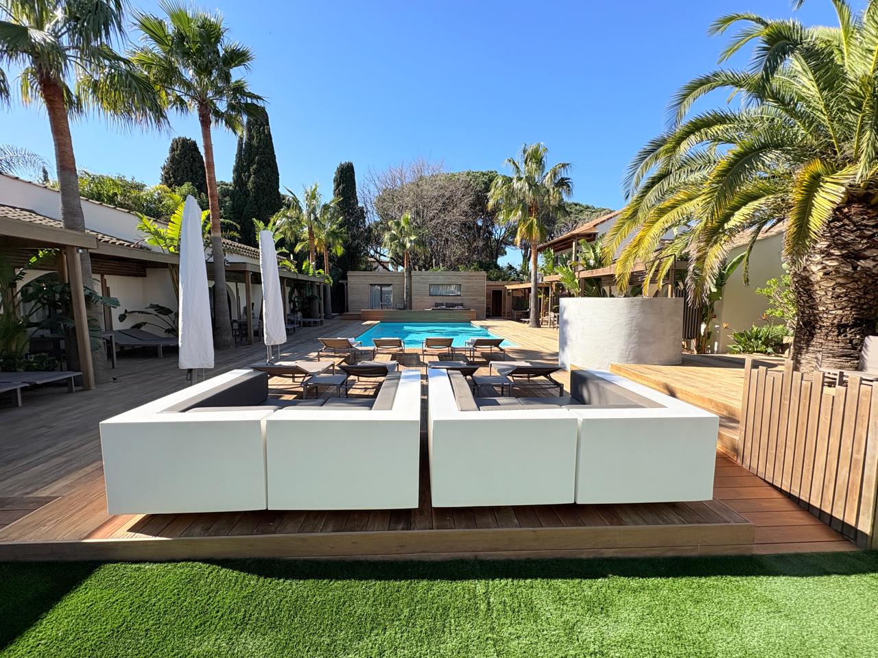 A hidden gem on the French Riviera called Villa Cosy