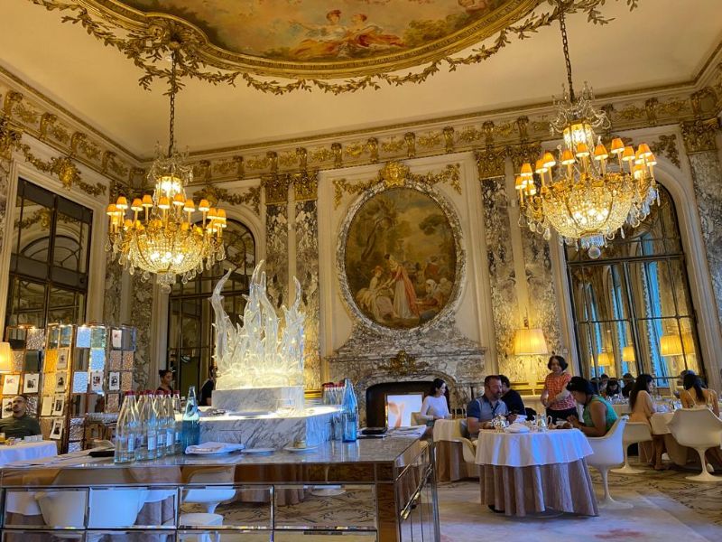 Le Meurice: hotel palácio que reúne luxo e história como nenhum outro em Paris!